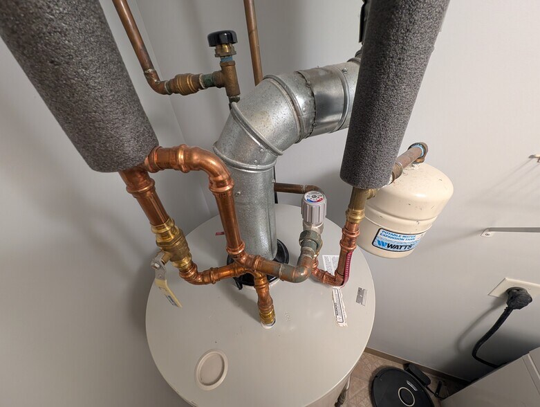 Building Photo - 160 Fremont St