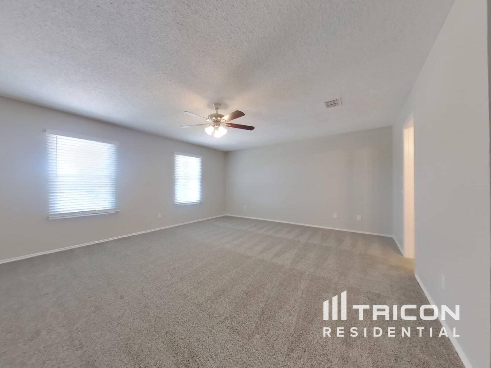 Building Photo - 4600 Courtside Dr