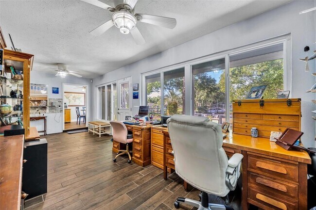 Building Photo - 11768 W Riverhaven Dr