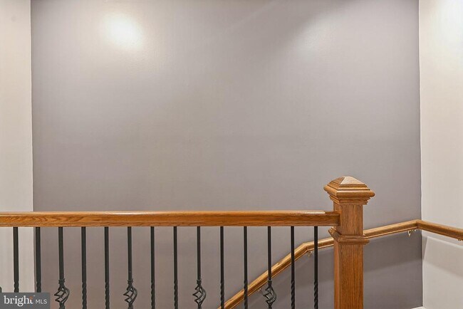 Building Photo - 519 Brummel Ct NW
