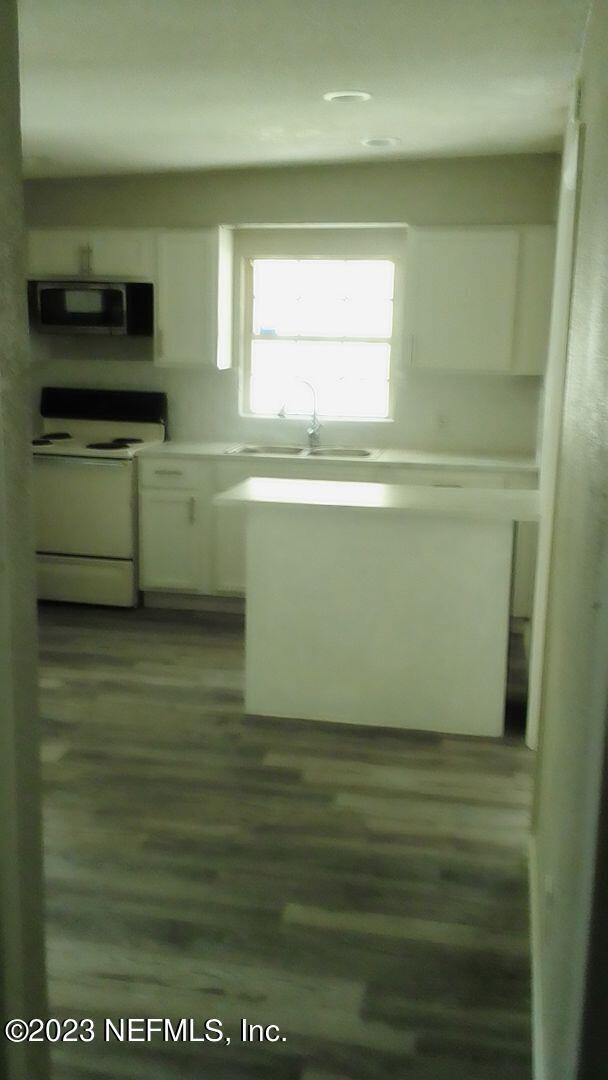 Building Photo - 3137 Kingston St