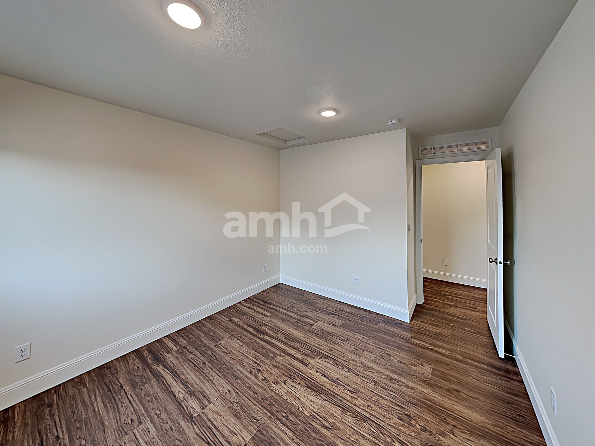 Building Photo - 2682 W 3400 S