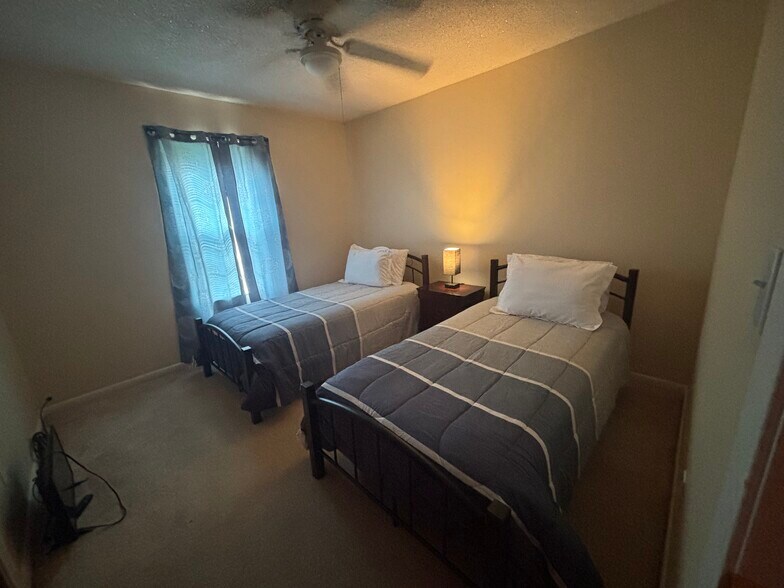 Bedroom 2 - 9509 Barranger Dr