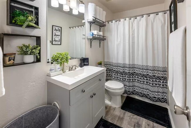 Building Photo - 2304 Smith Branch Blvd