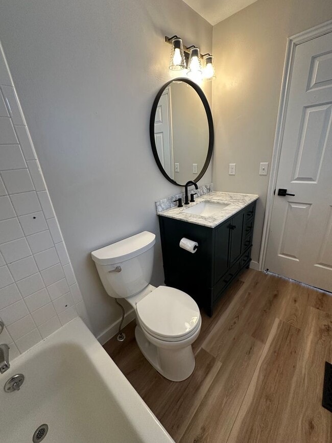 Building Photo - GET $500 OFF THE FIRST MONTHS RENT!!!