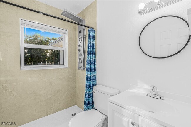 Building Photo - 4839 Tudor Dr