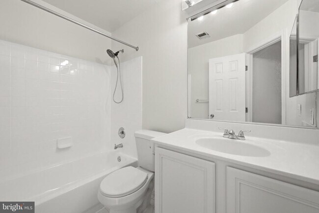 Building Photo - 45805 Marlane Terrace