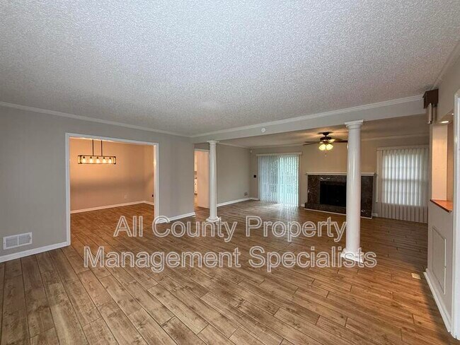 Building Photo - 2932 Bagpipe Rd