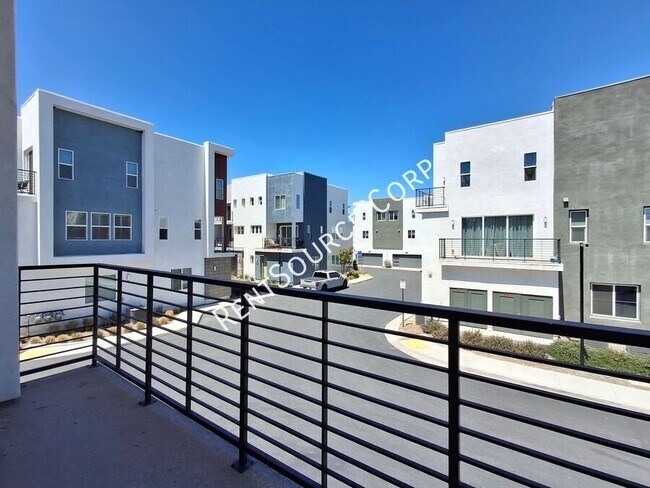 Building Photo - 26943 Pathfinder Ln