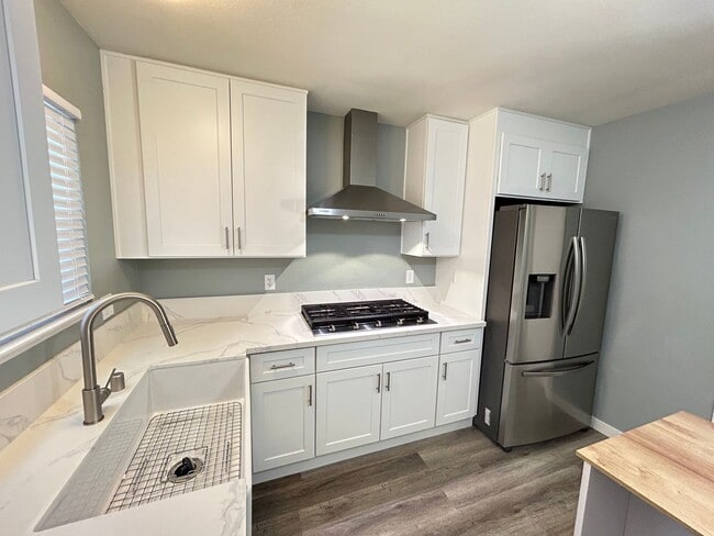 Building Photo - Upgraded Single Story Home No HOA!