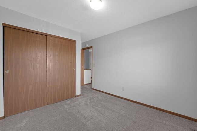 Building Photo - 2522-2524-2524 Weyburn Rd