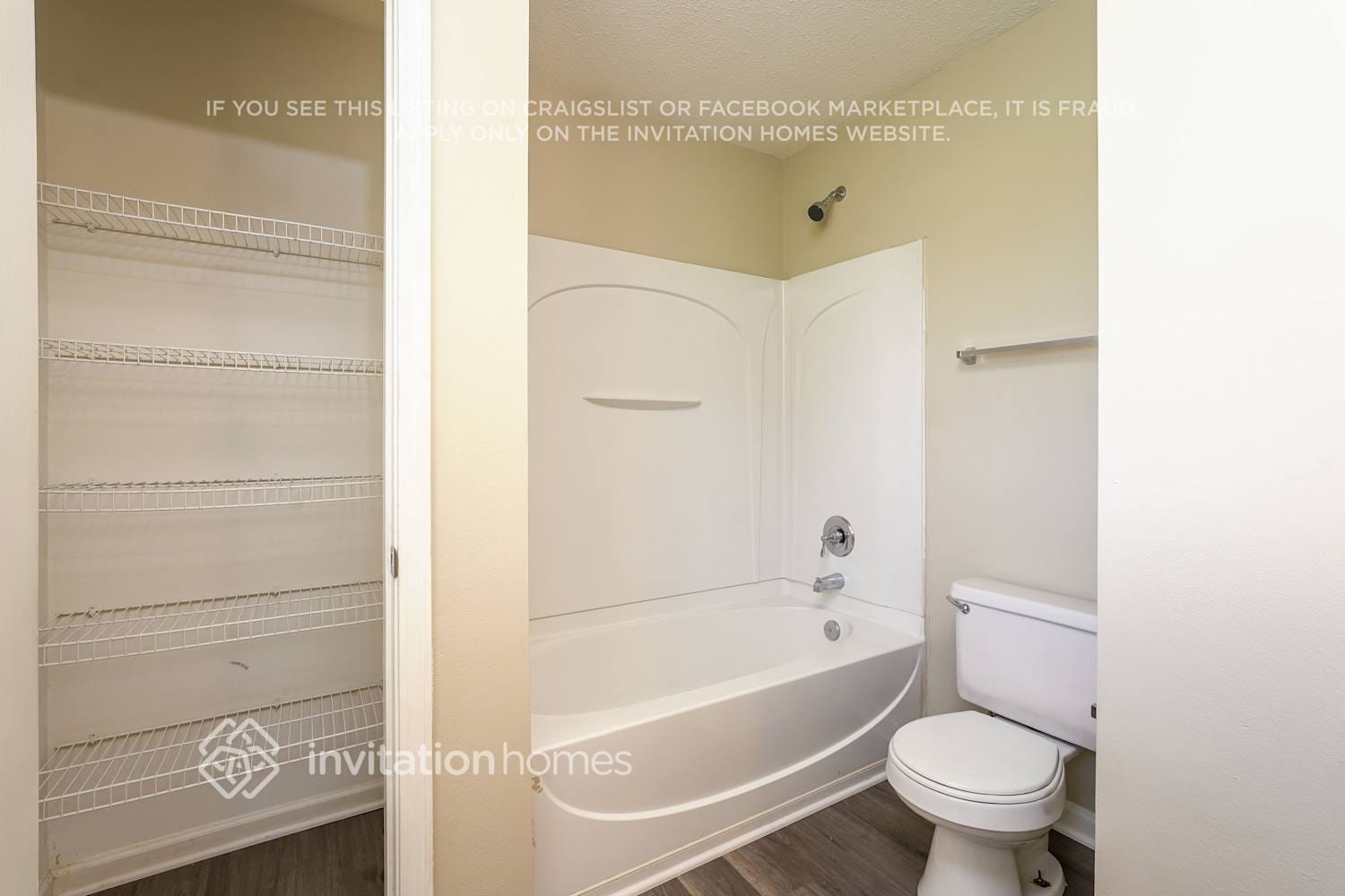 Building Photo - 3789 Foxton Dr