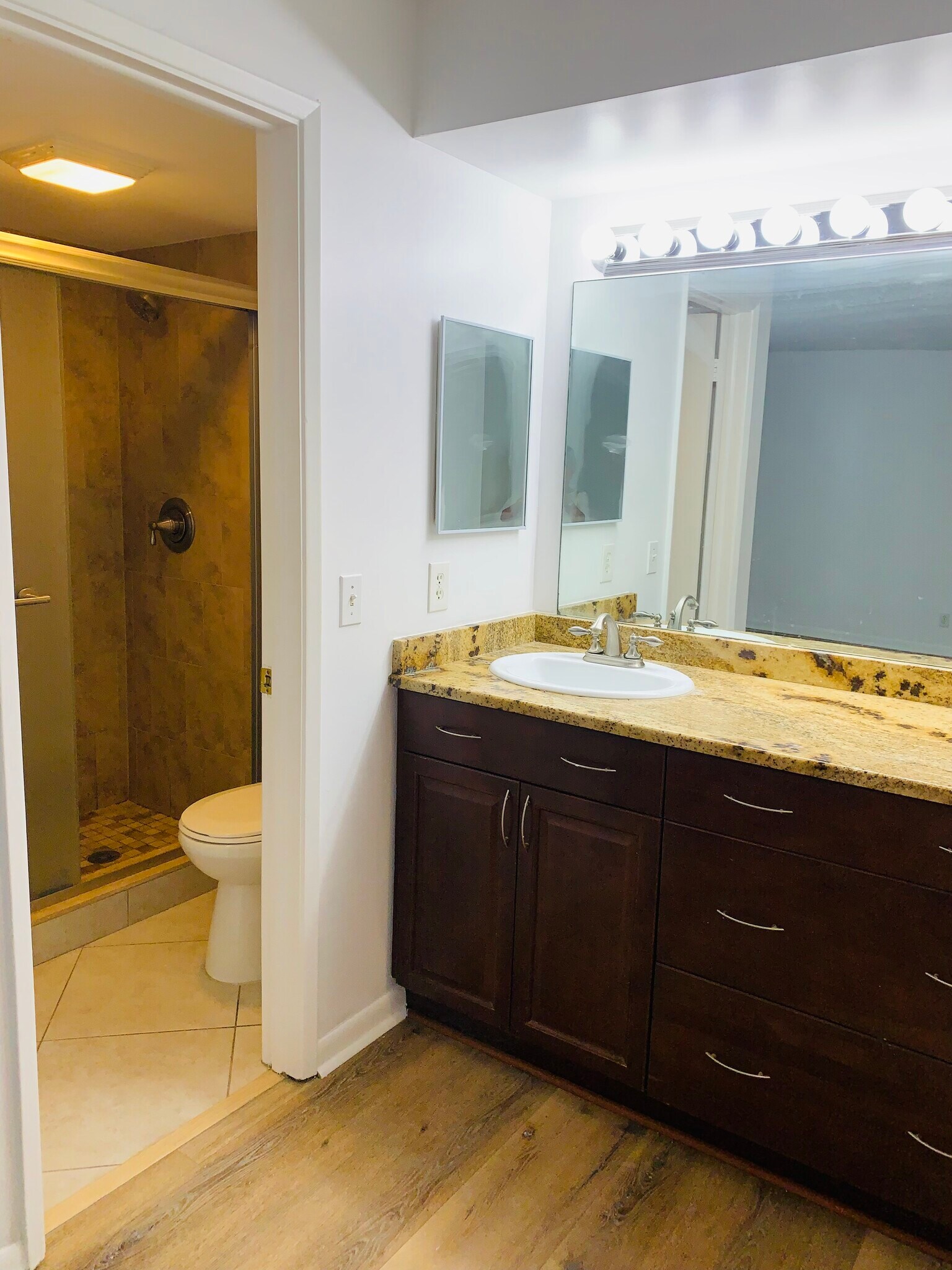 Building Photo - 950 Egret Cir