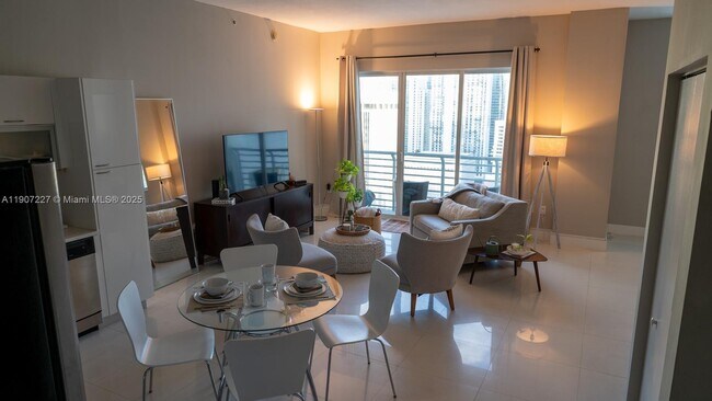 Building Photo - 133 NE 2nd Ave