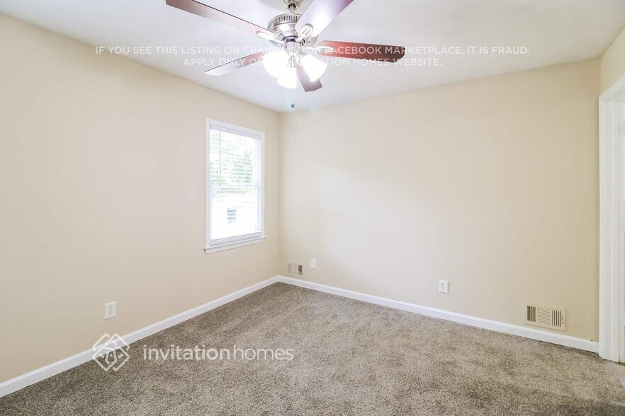 Building Photo - 321 Sherwood Cir SE