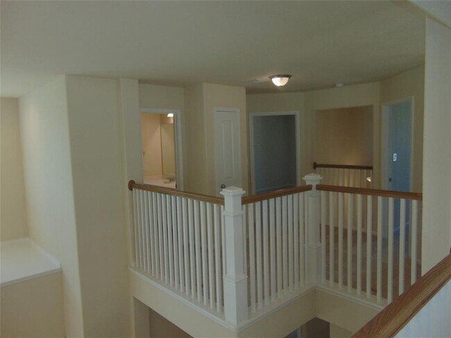 Building Photo - 24782 Levante Dr