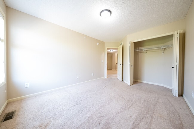 Building Photo - 2113 Cedar Grove Trail