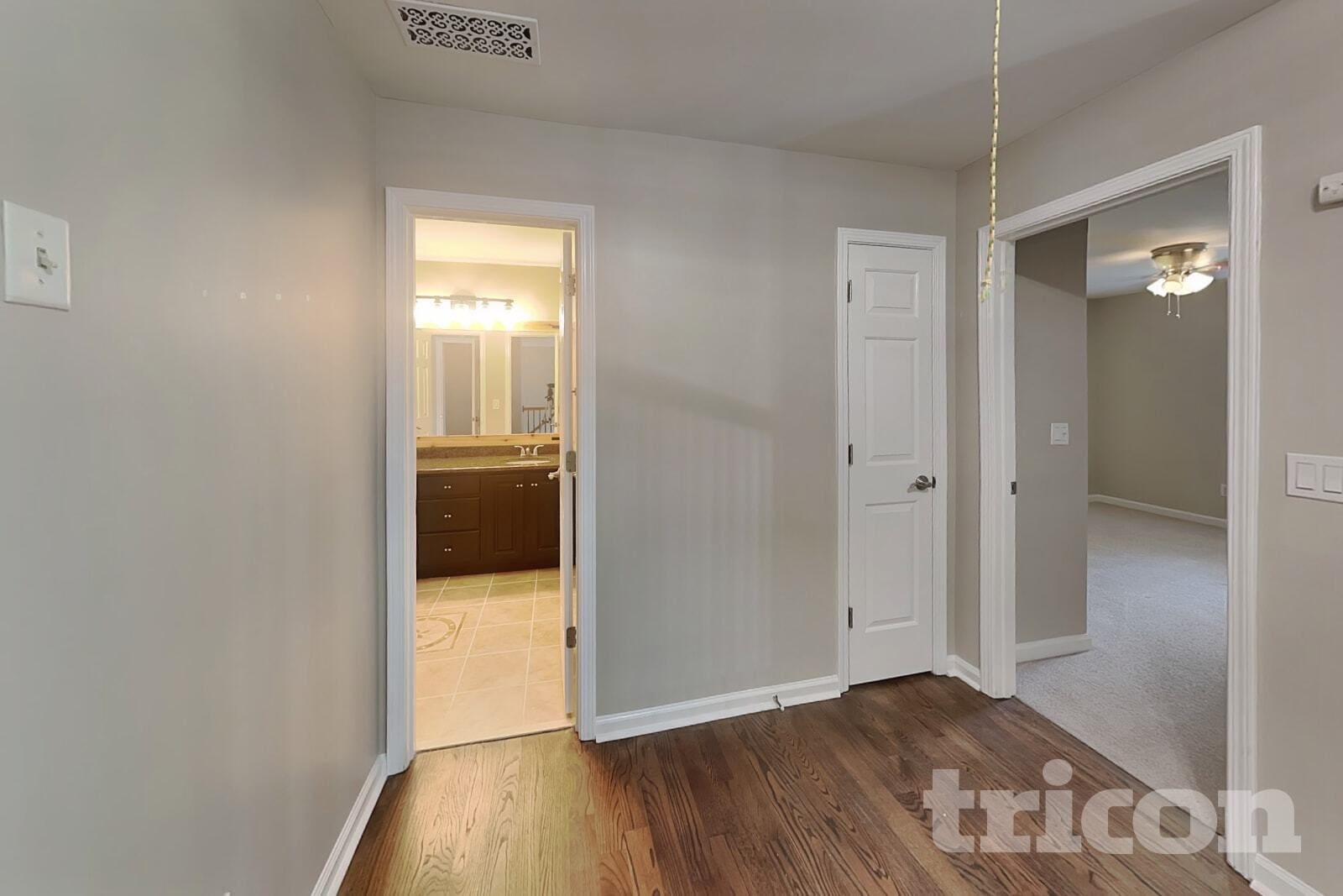 Building Photo - 323 Ivy Manor Dr NW