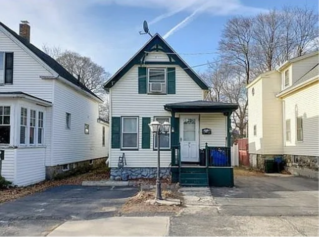 Building Photo - Cozy Milford Single Family – 3 Beds, Laundry, Parking!