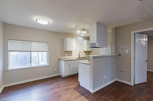 Building Photo - 4500 Witham Ln