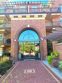 Building Photo - 2700 E Cherry Creek S Dr