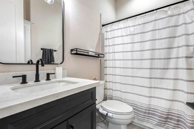 Building Photo - 11005 Upland Forest Dr