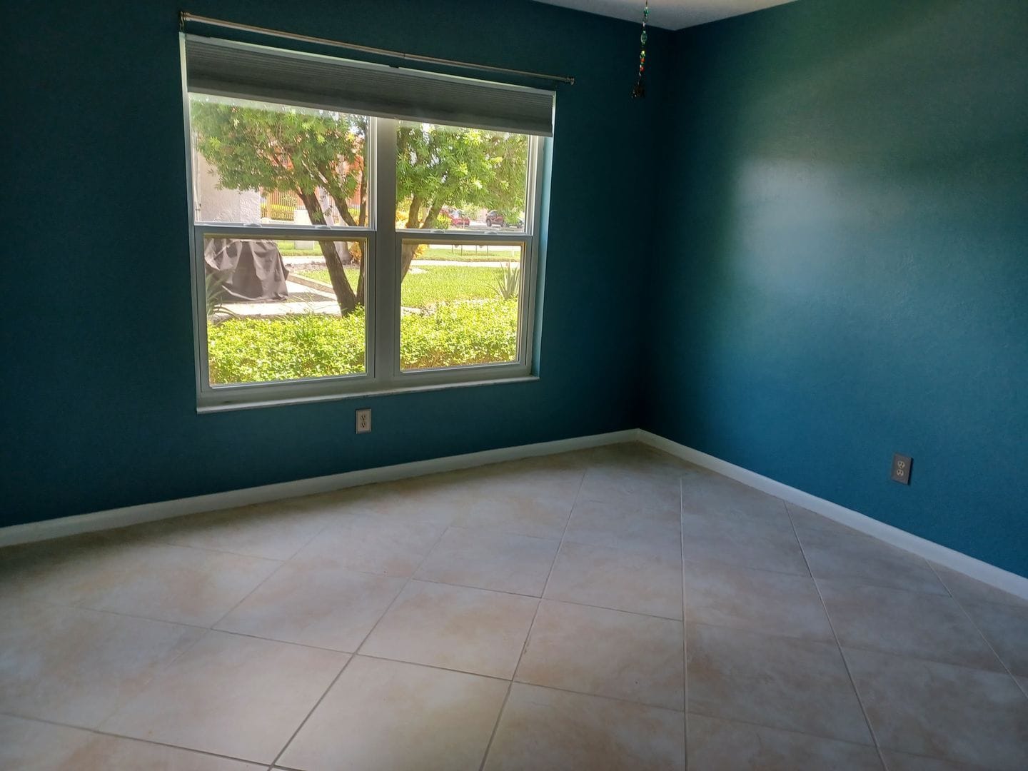 Building Photo - UPGRADED WATERFRONT END UNIT 3 BR / 2 BA Home With BOAT LIFT/ DOCK & OUTSTANDING VIEWS