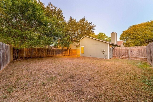 Building Photo - 8404 Horton Trail