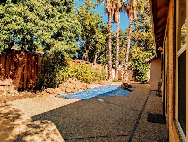 Building Photo - BEAUTIFUL SINGLE FAMILY HOME IN FOLSOM!