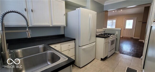 Building Photo - 3848 E Pleasant Run Parkway North Dr