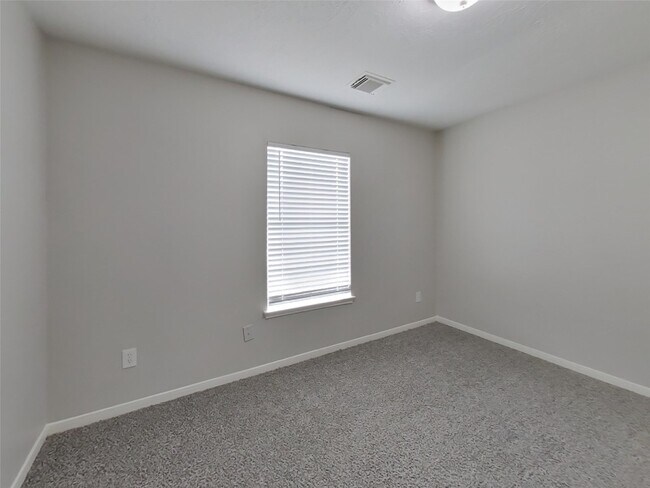 Building Photo - 21526 Lovis Way