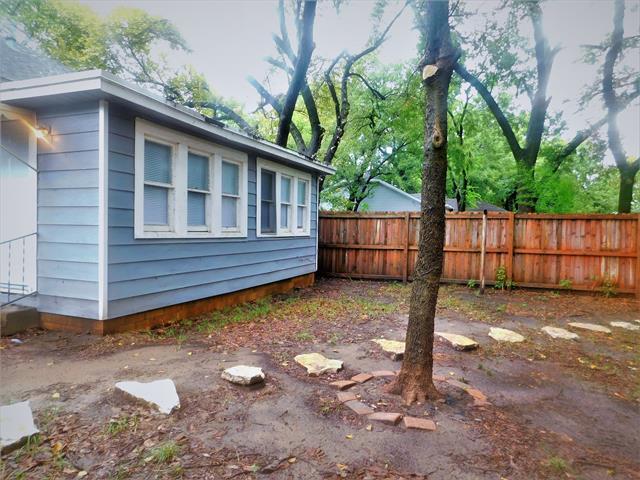 Building Photo - 317 Stroud St