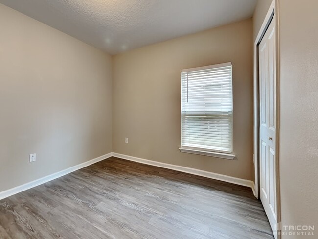 Building Photo - 1523 Scrub Jay Ct