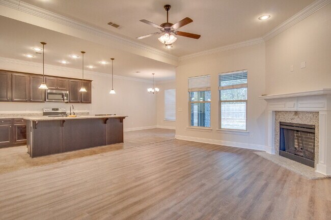 Building Photo - Stunning Move-In Ready 3-Bed, 2-Bath Energy-Efficient Brick Home in Pace with Brand-New Flooring,...