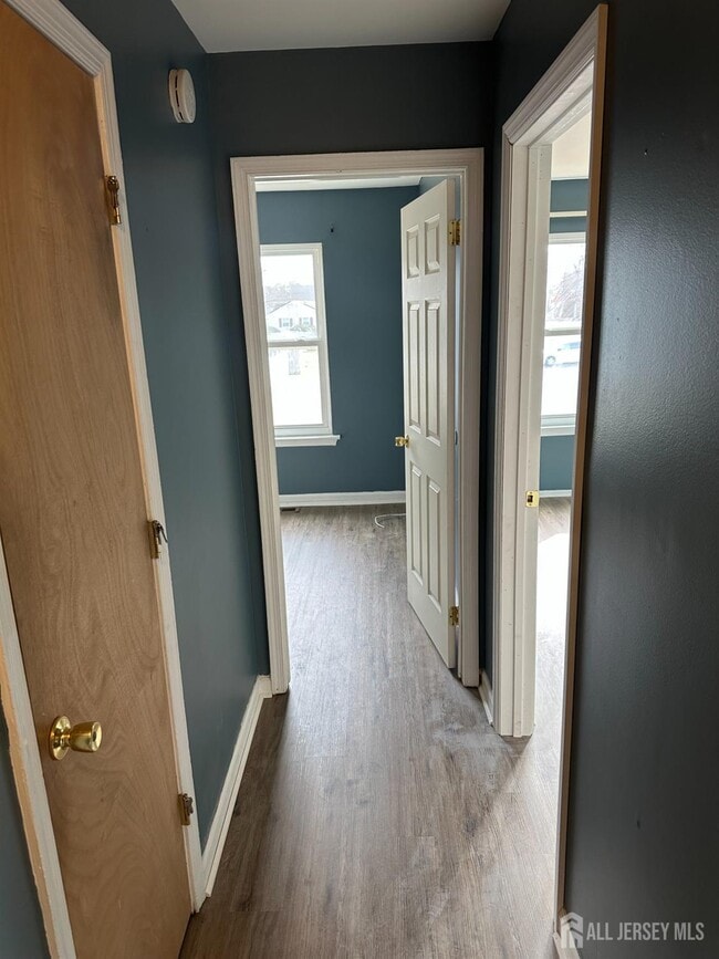 Building Photo - 7 Logan Ct