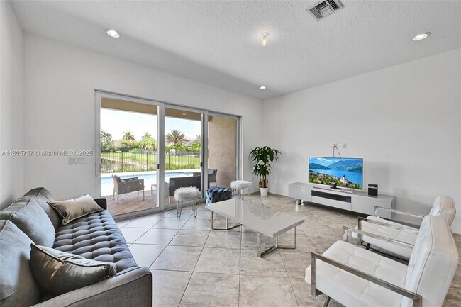 Building Photo - 9706 Celtic Sea Ln