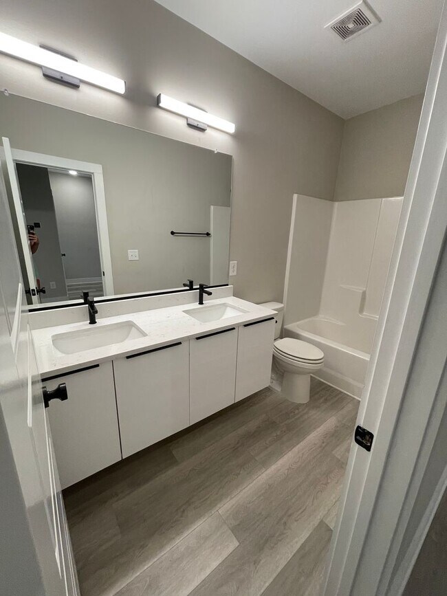 Building Photo - Charming 3 bedroom Home Located In Durham NC!!!