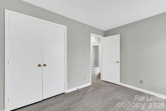 Building Photo - 9531 University Terrace Dr