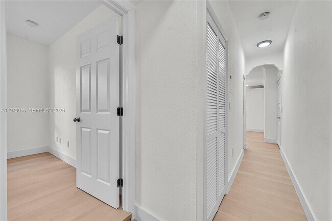 Building Photo - 1027 Pennsylvania Ave