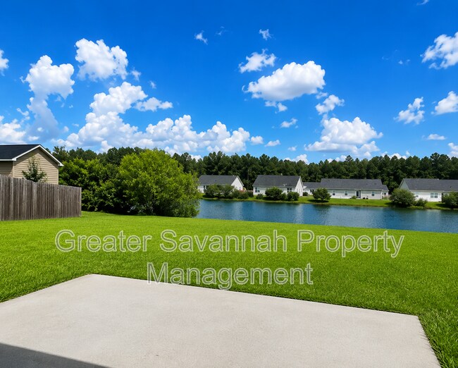 Building Photo - 109 Willow Dr