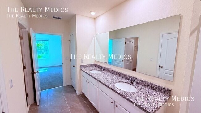 Building Photo - 3468 Islewood Ct