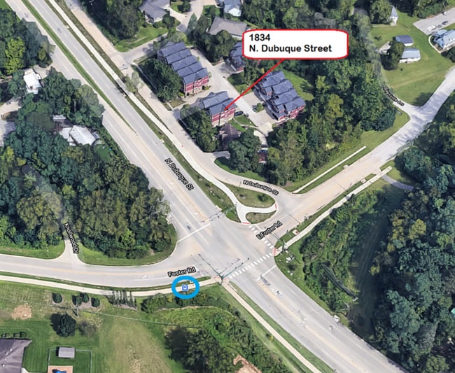 Building Photo - $2,400 | 3 Bedroom, 3.5 Bathroom Multi Flo...
