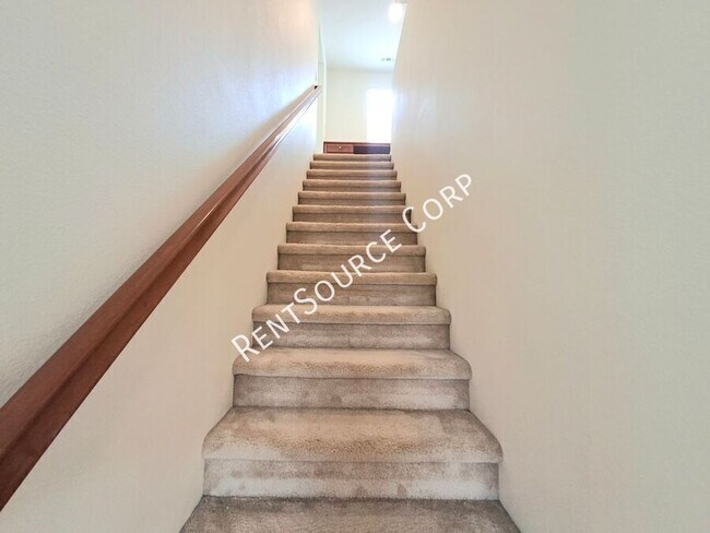 Building Photo - 28408 Camino Del Arte Dr