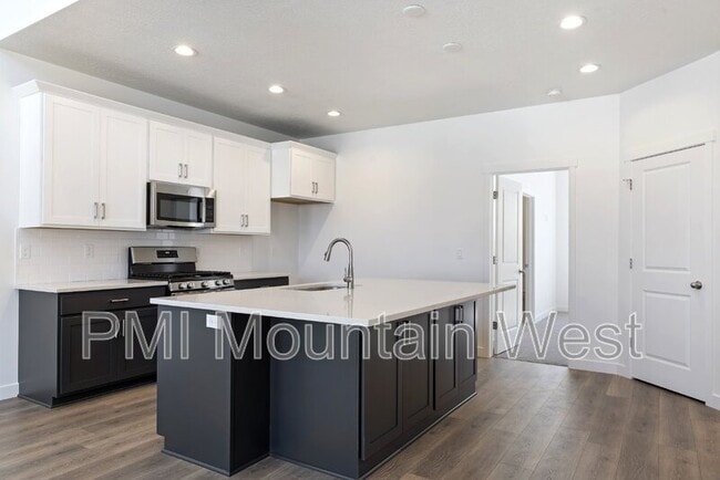 Building Photo - 1836 Red Twilight Ln