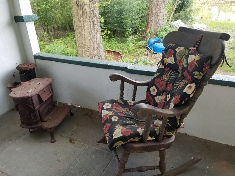 Building Photo - 30 Hobson Ave