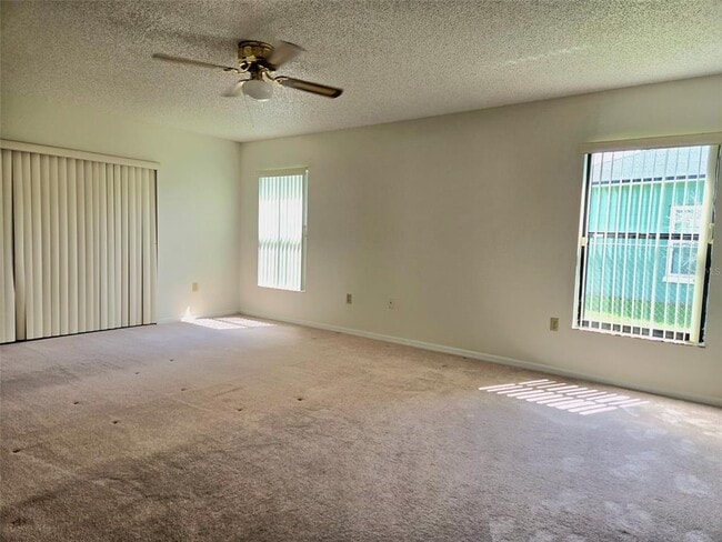 Building Photo - 611 Cotulla Dr