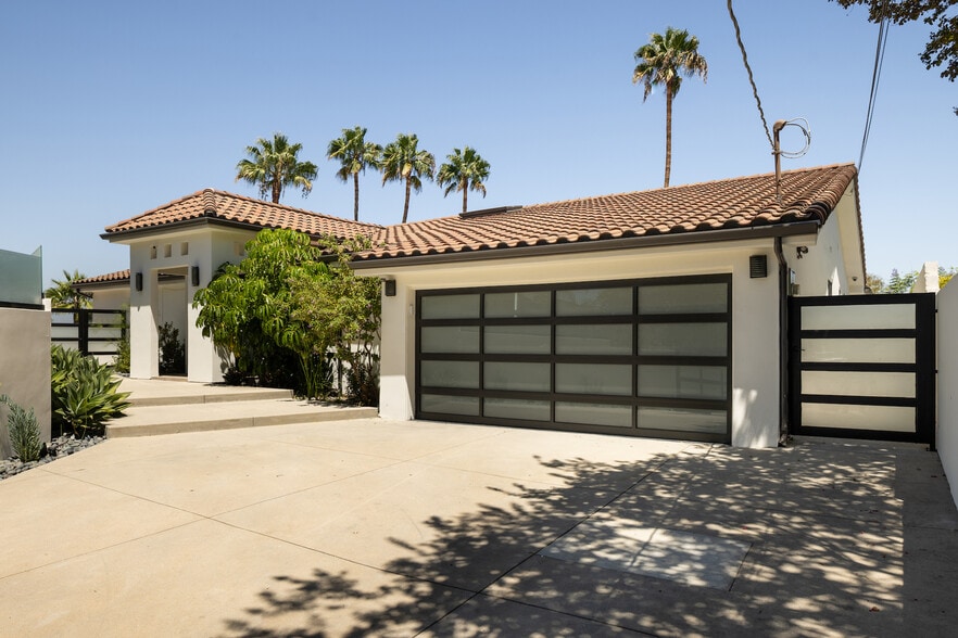 Building Photo - 10901 Terryview Dr