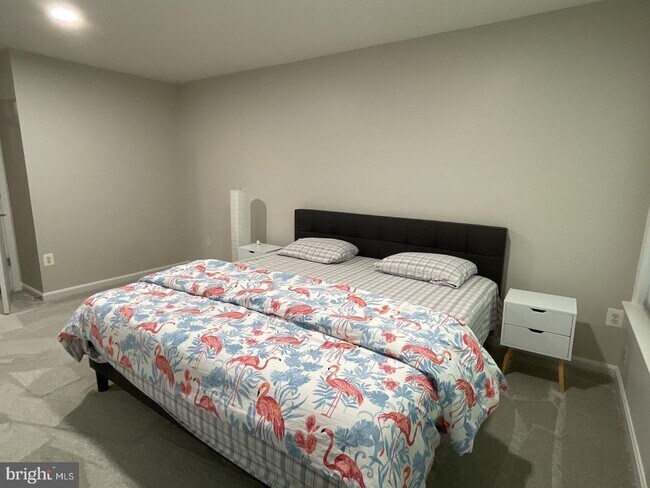 Building Photo - 8474 Pamela Way