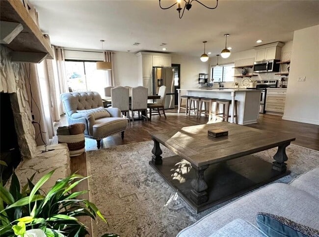 Building Photo - 2967 Harold Dean Dr