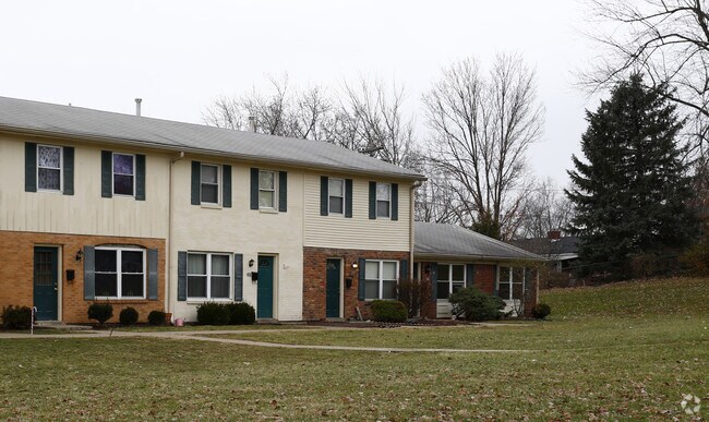 Building Photo - Spring Meadow Town Homes